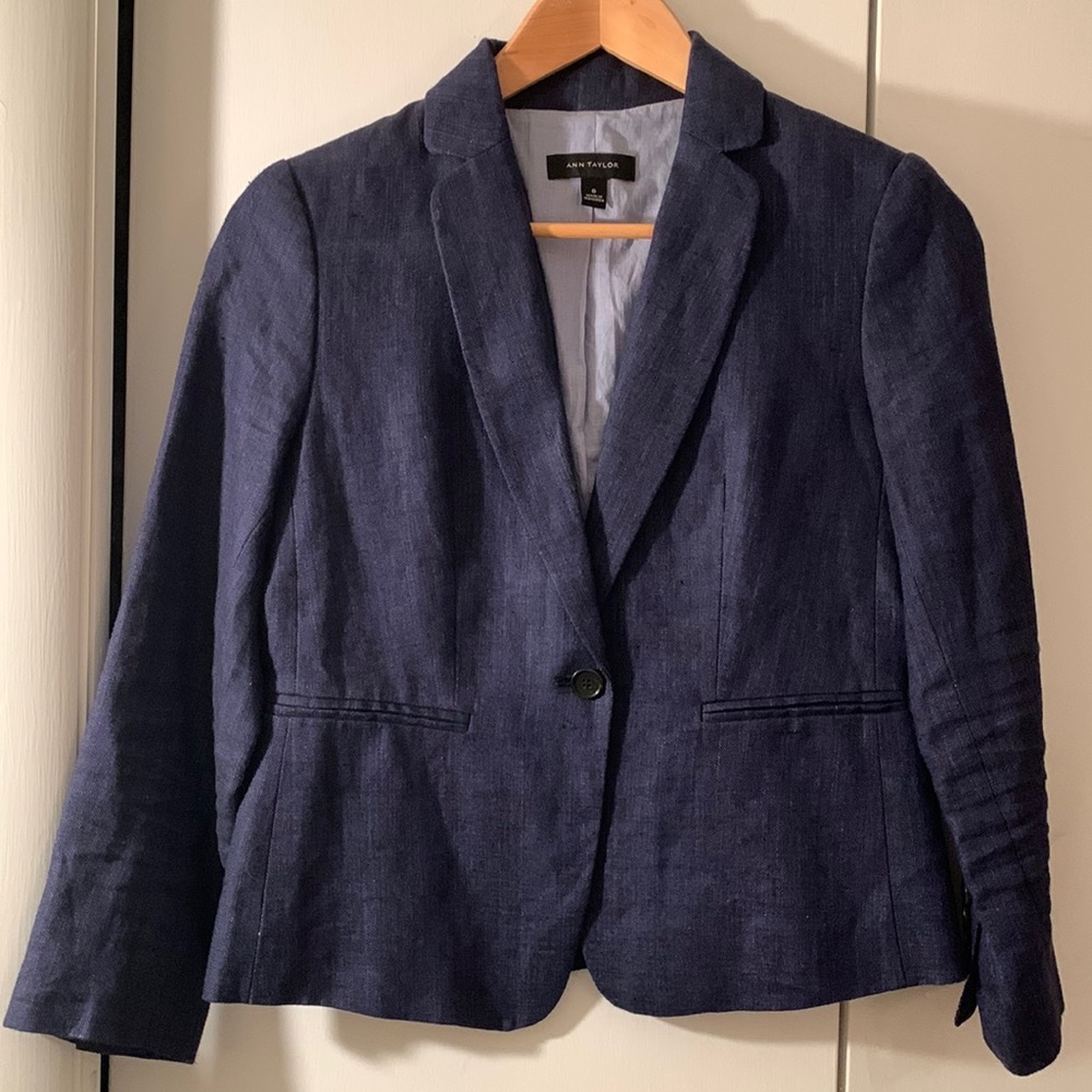 Ann Taylor 100% Linen Navy Blazer